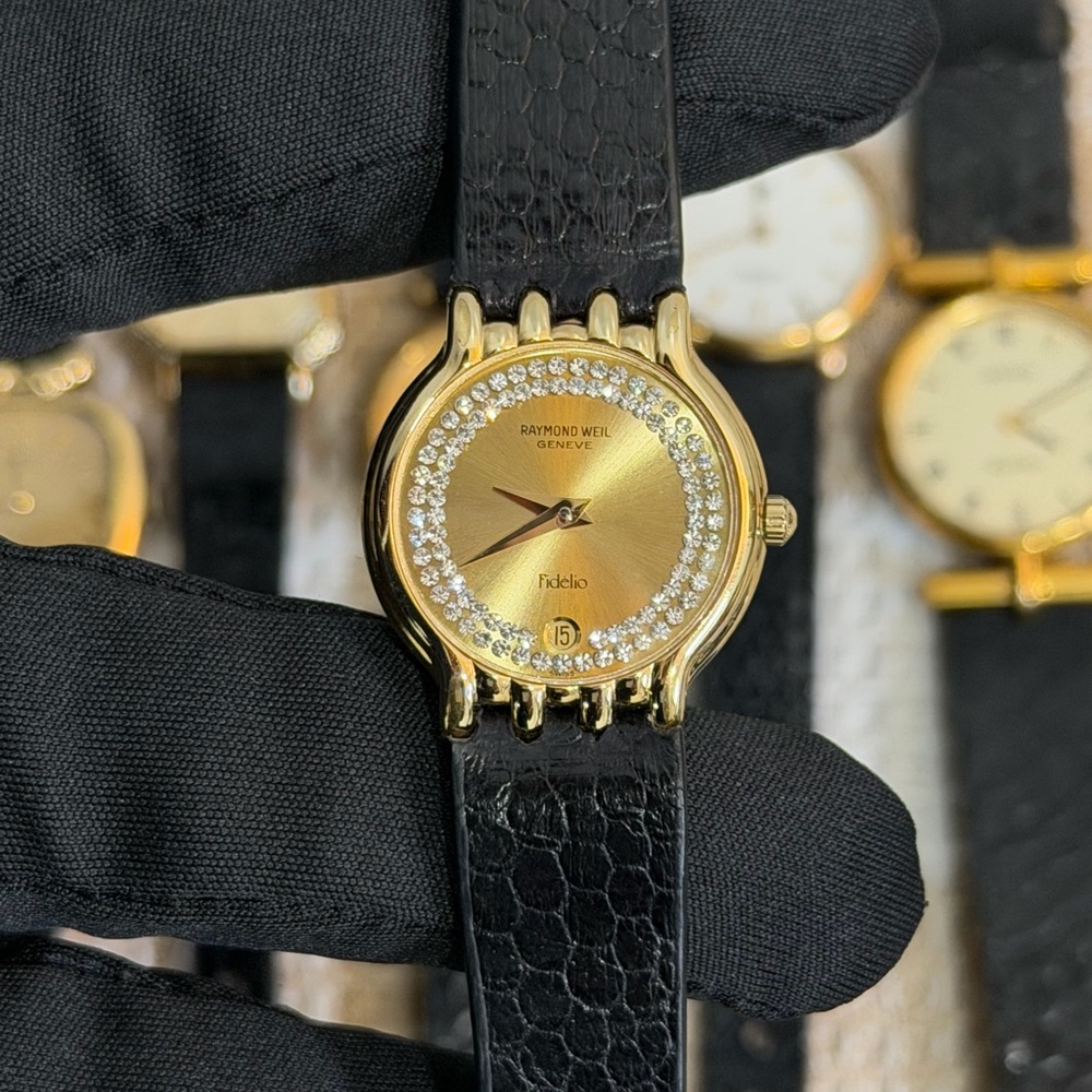 Vintage 1990s Raymond Weil Fidelio Women’s Watch - Crystal Set Halo Dial - Picture 3 of 9